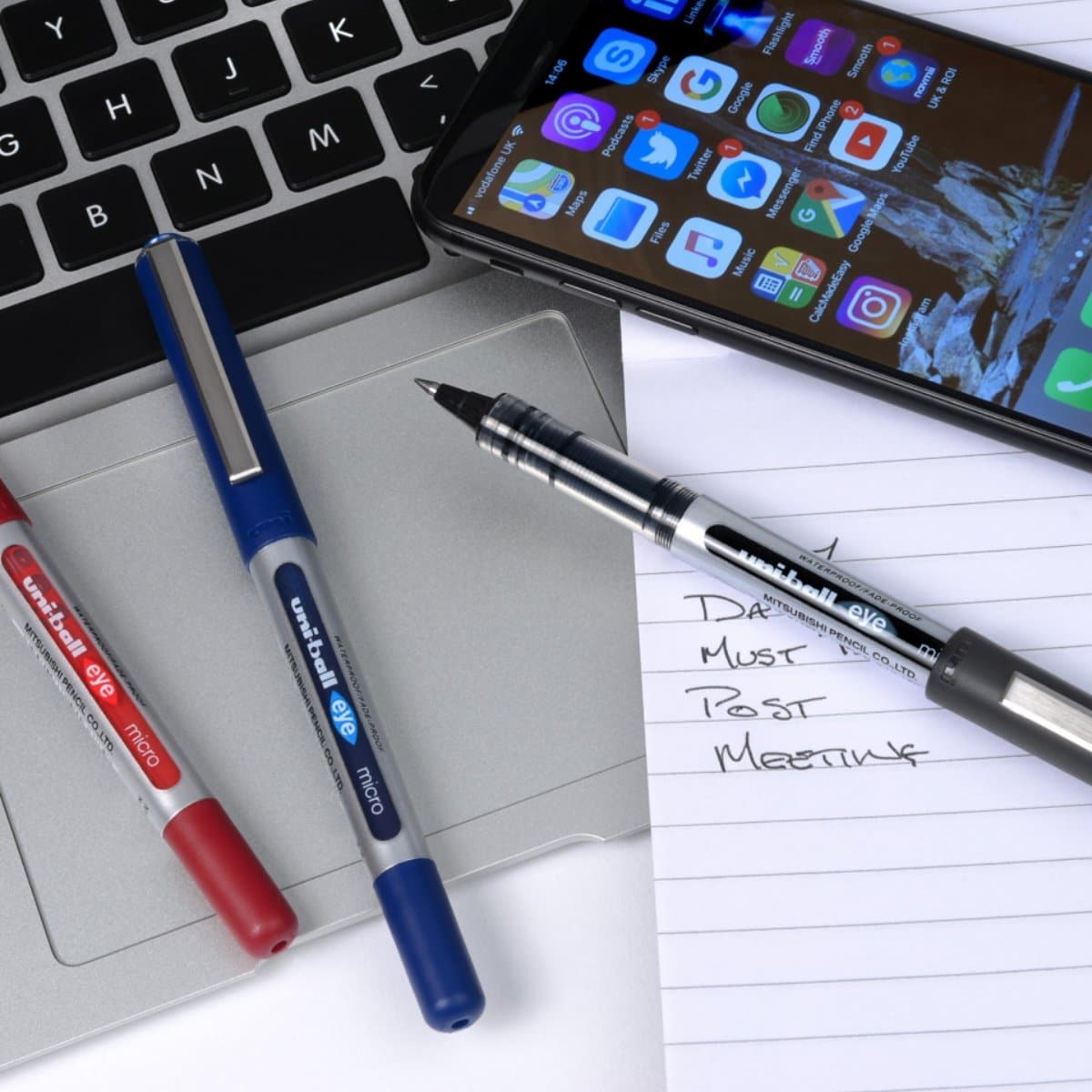 uni-ball Eye Micro Roller Pen, 0.5mm, Green