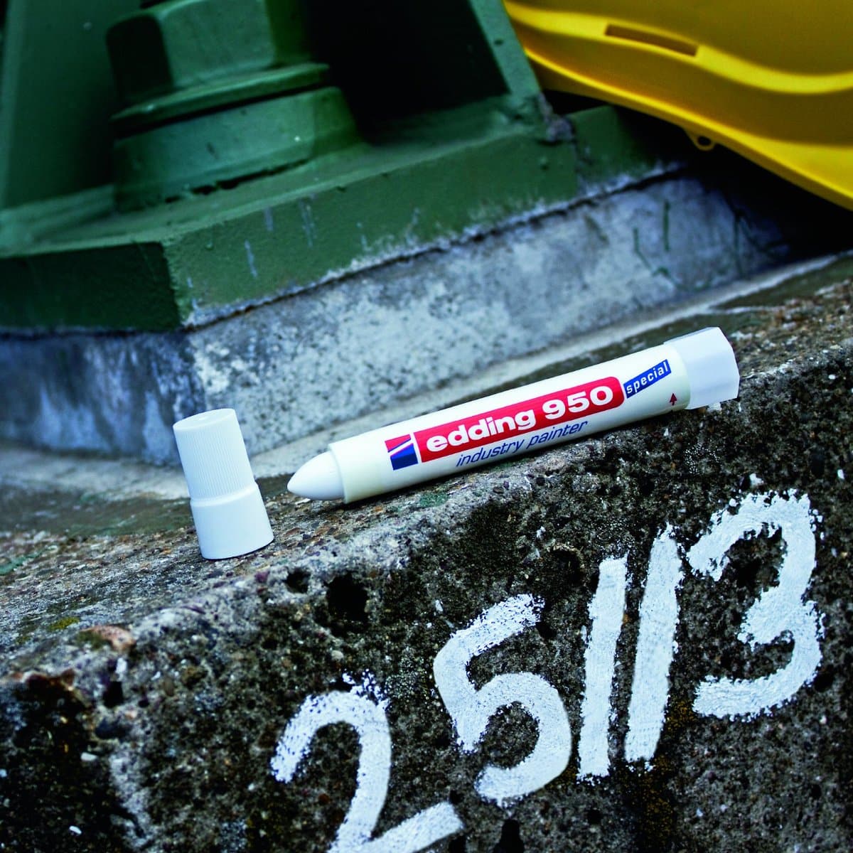 edding 950 Industry Painter, 10mm Bullet Tip, Yellow